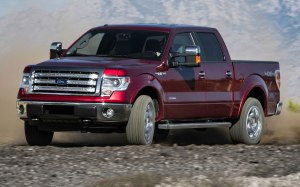 2013-Ford-F-150-in-red