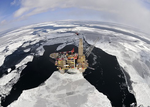 oil-rig-Artic